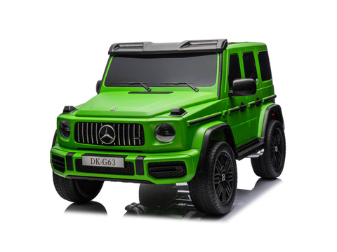 Questa macchina da corsa a batteria Mercedes-AMG G63 per bambini