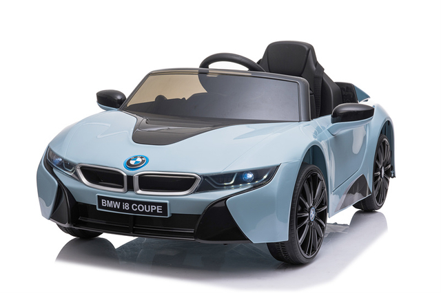 12V 2 motory Licencovan&aacute; aut&iacute;čka BMW I8 na baterie